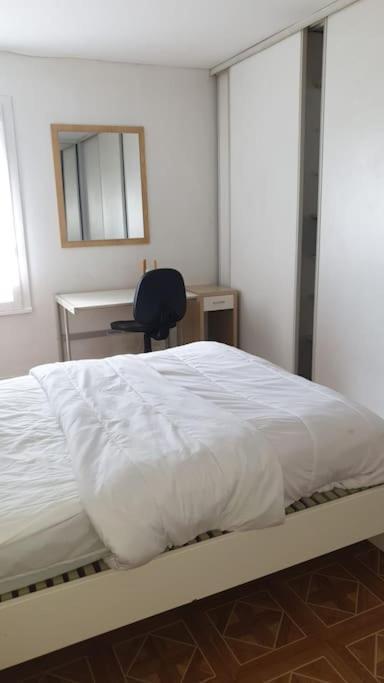 Maison De Ville 102M2 3 Chambres Монтиньи-ле-Бретонё Экстерьер фото