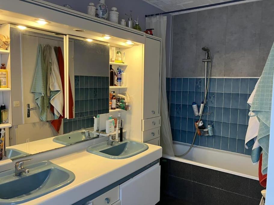 Maison De Ville 102M2 3 Chambres Монтиньи-ле-Бретонё Экстерьер фото